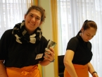 Emily und Tamina üben